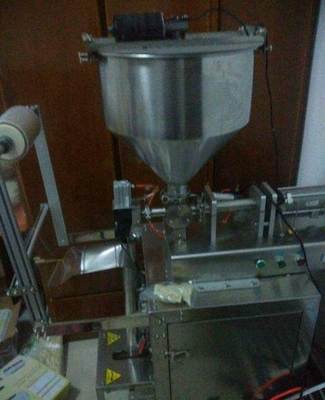 液體膏體醬料包裝機轉(zhuǎn)讓-寶雞岐山縣設備